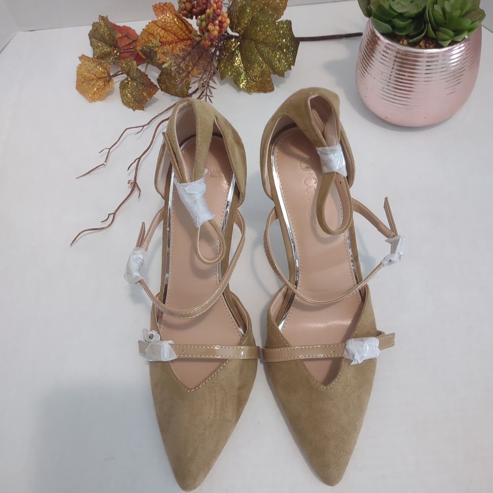 Elegant Tan Women's Heels